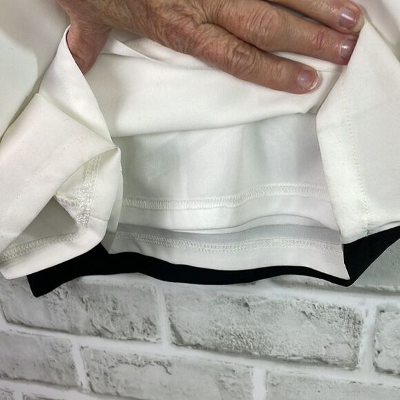 TCEC Women’s Romper Black White Slit Shoulder Size Small - Picture 9 of 13